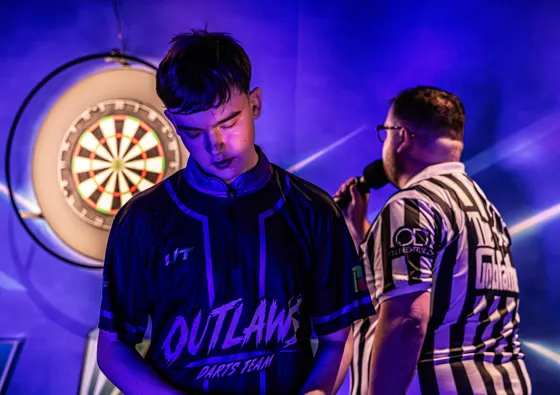 Outlaws, eyes on the board